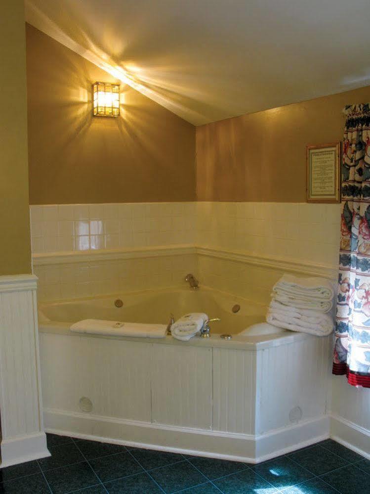 County Clare Inn Milwaukee Esterno foto