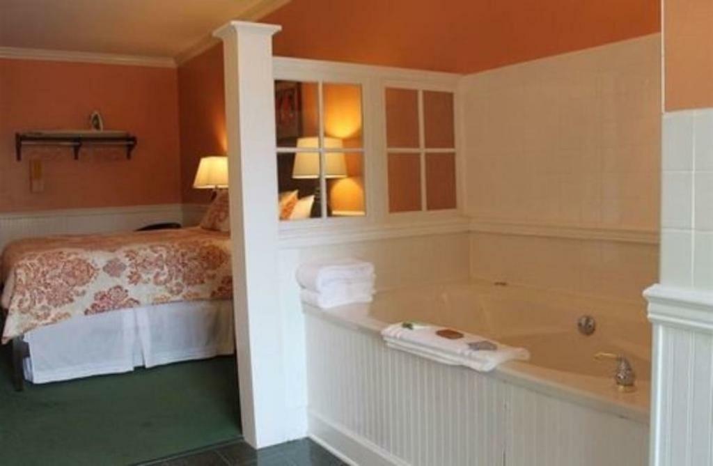 County Clare Inn Milwaukee Esterno foto