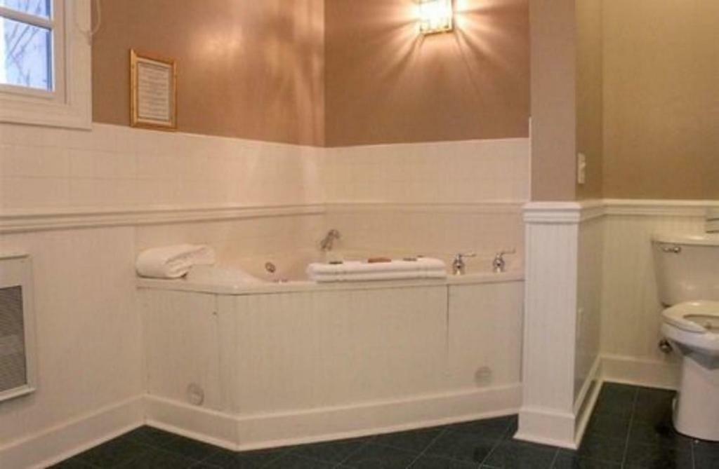 County Clare Inn Milwaukee Esterno foto