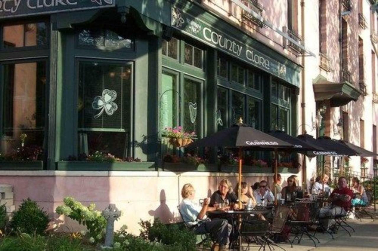 County Clare Inn Milwaukee Esterno foto